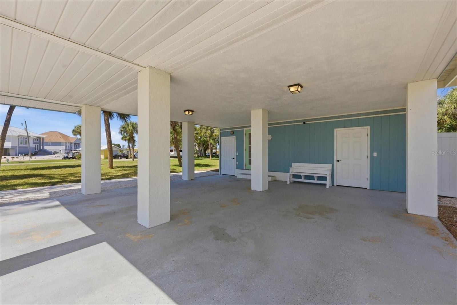 LEMON BAY PARK - Residential