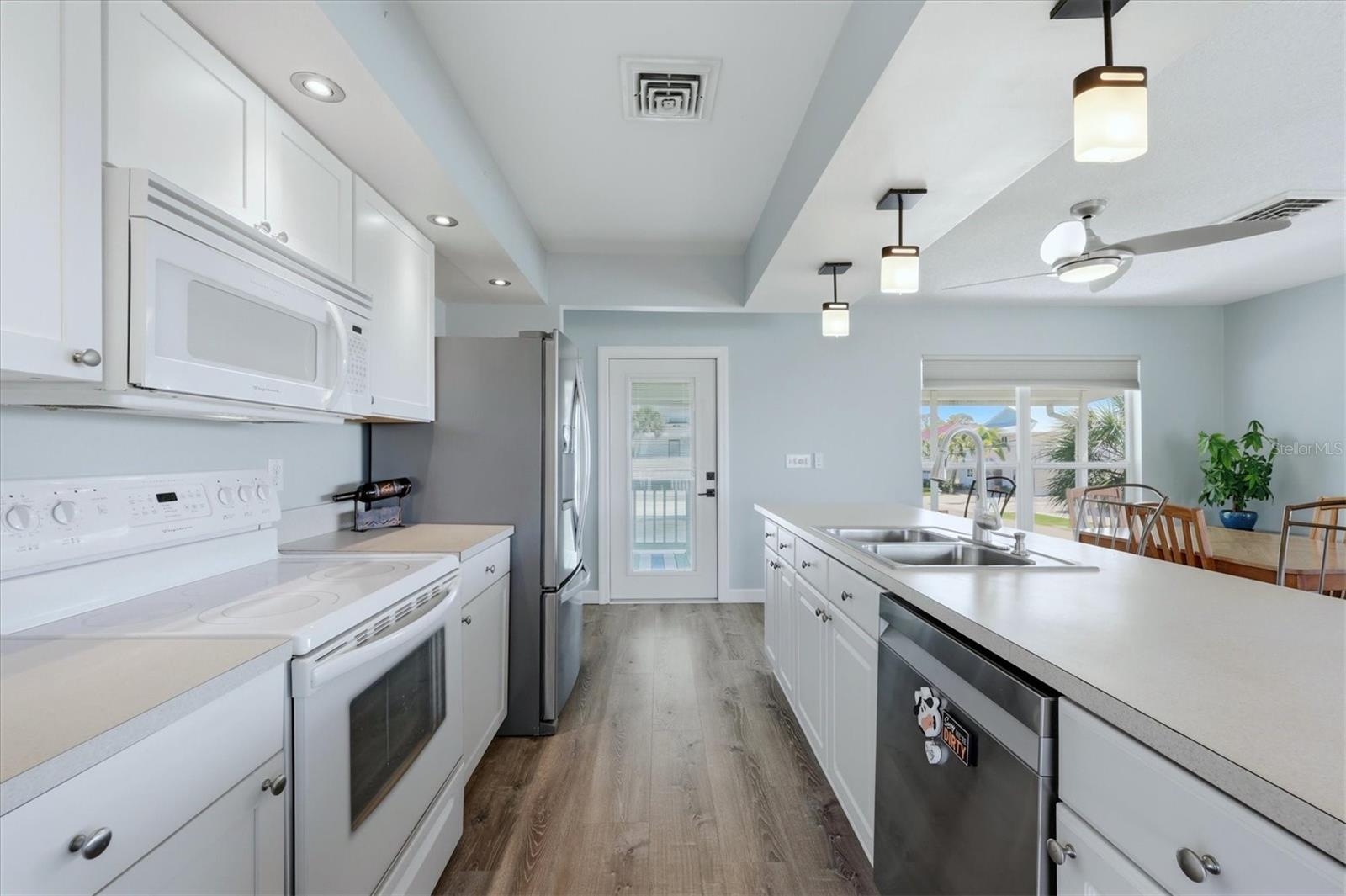 LEMON BAY PARK - Residential