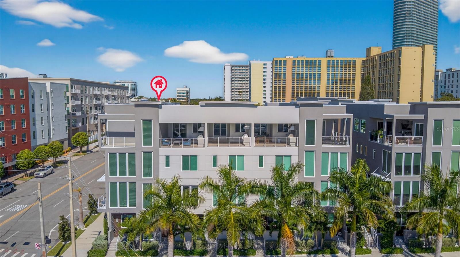 THE ROYAL TOWNHOMES - Residential