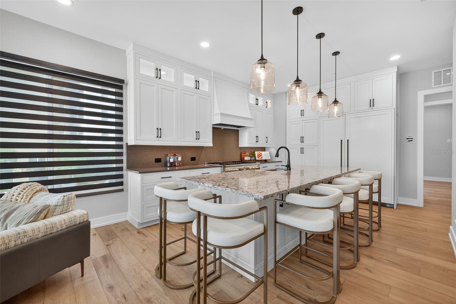 THE ROYAL TOWNHOMES - Residential