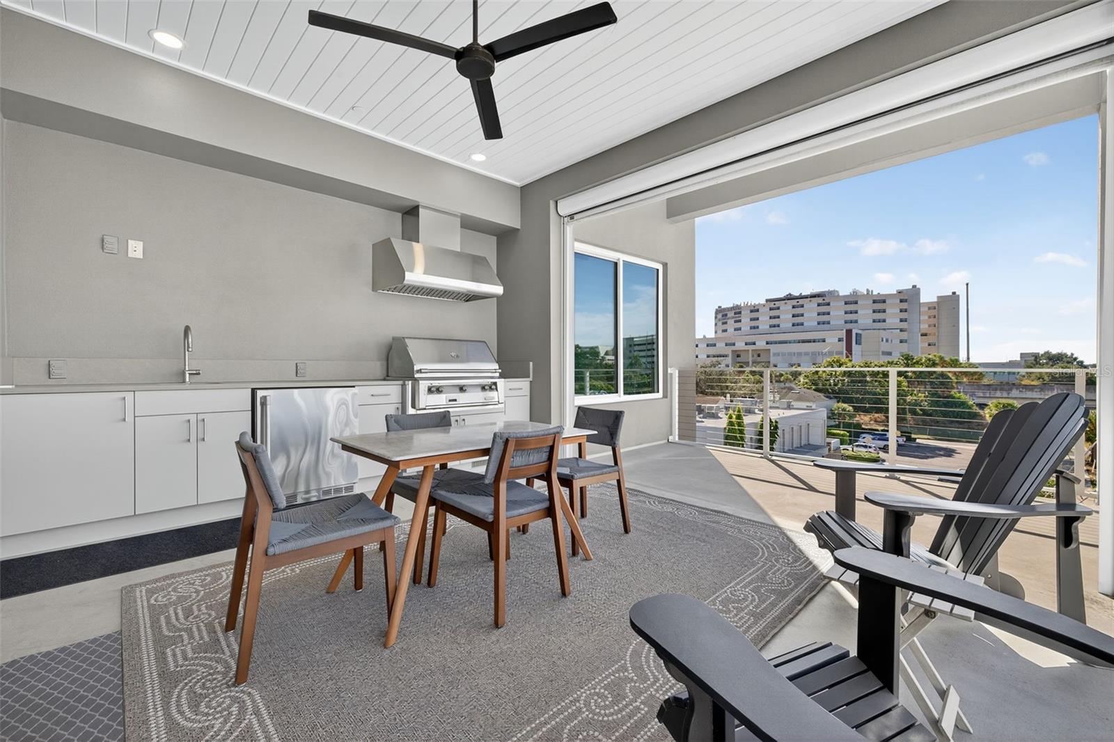 THE ROYAL TOWNHOMES - Residential