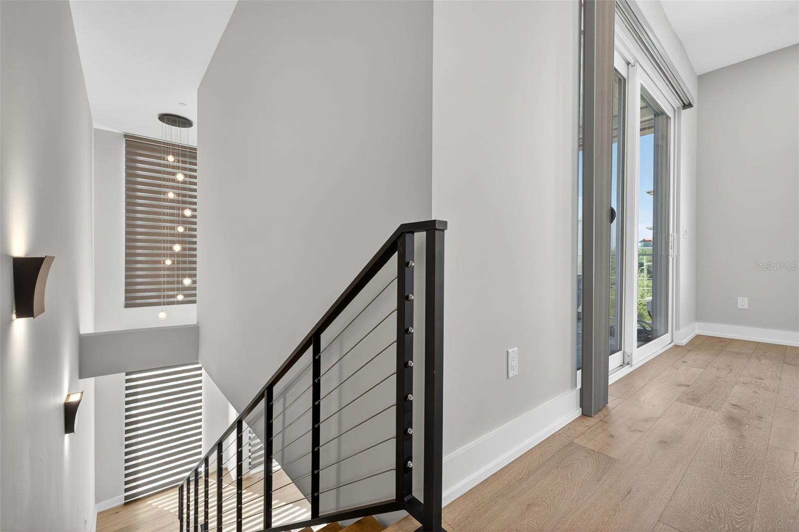 THE ROYAL TOWNHOMES - Residential