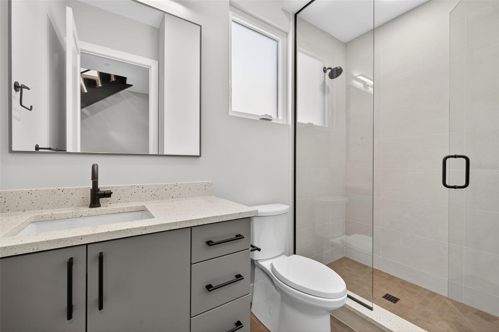 THE ROYAL TOWNHOMES - Residential