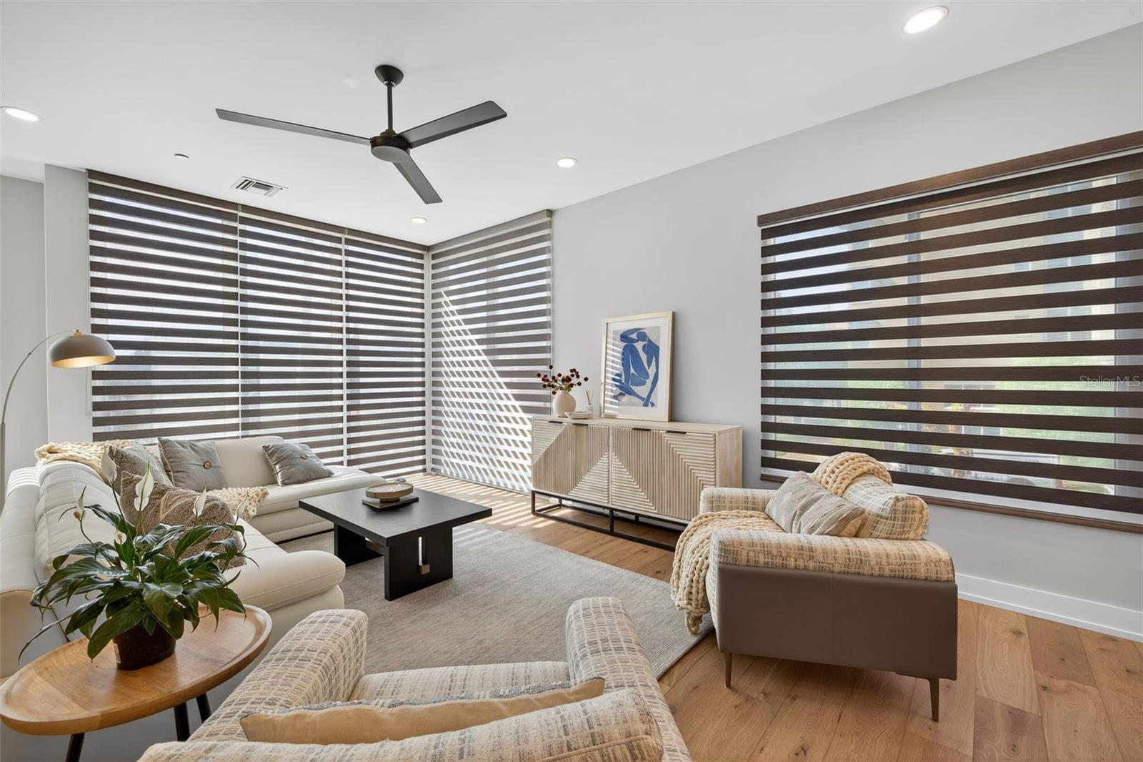 THE ROYAL TOWNHOMES - Residential