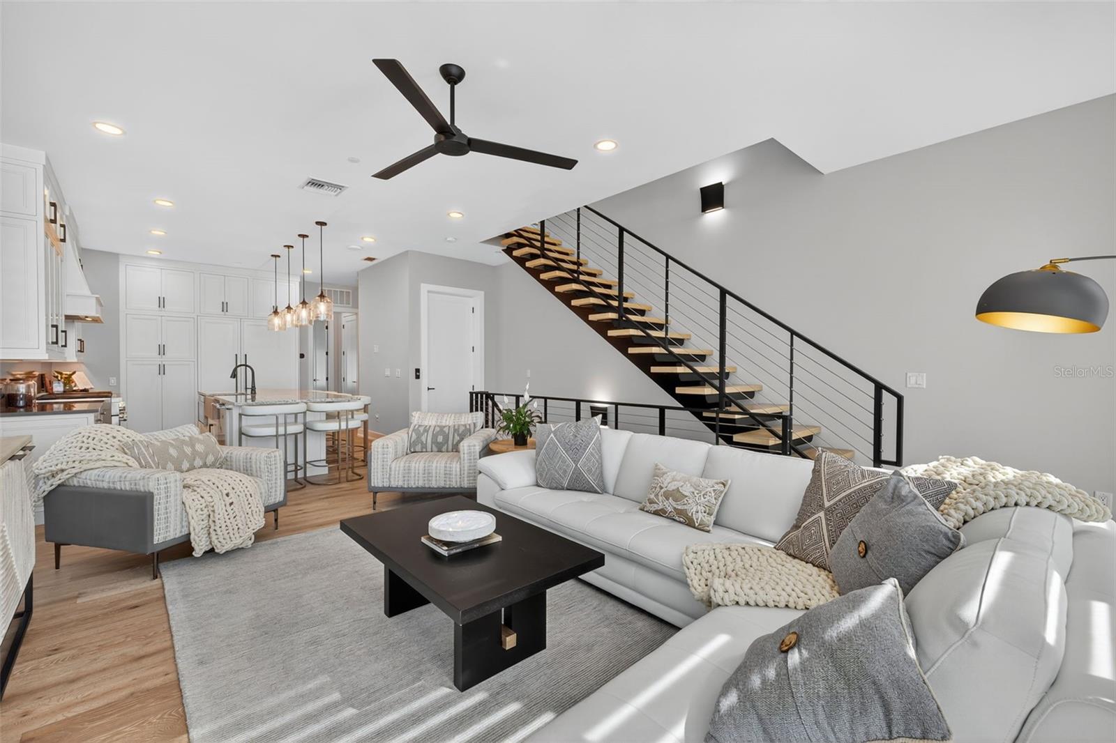 THE ROYAL TOWNHOMES - Residential