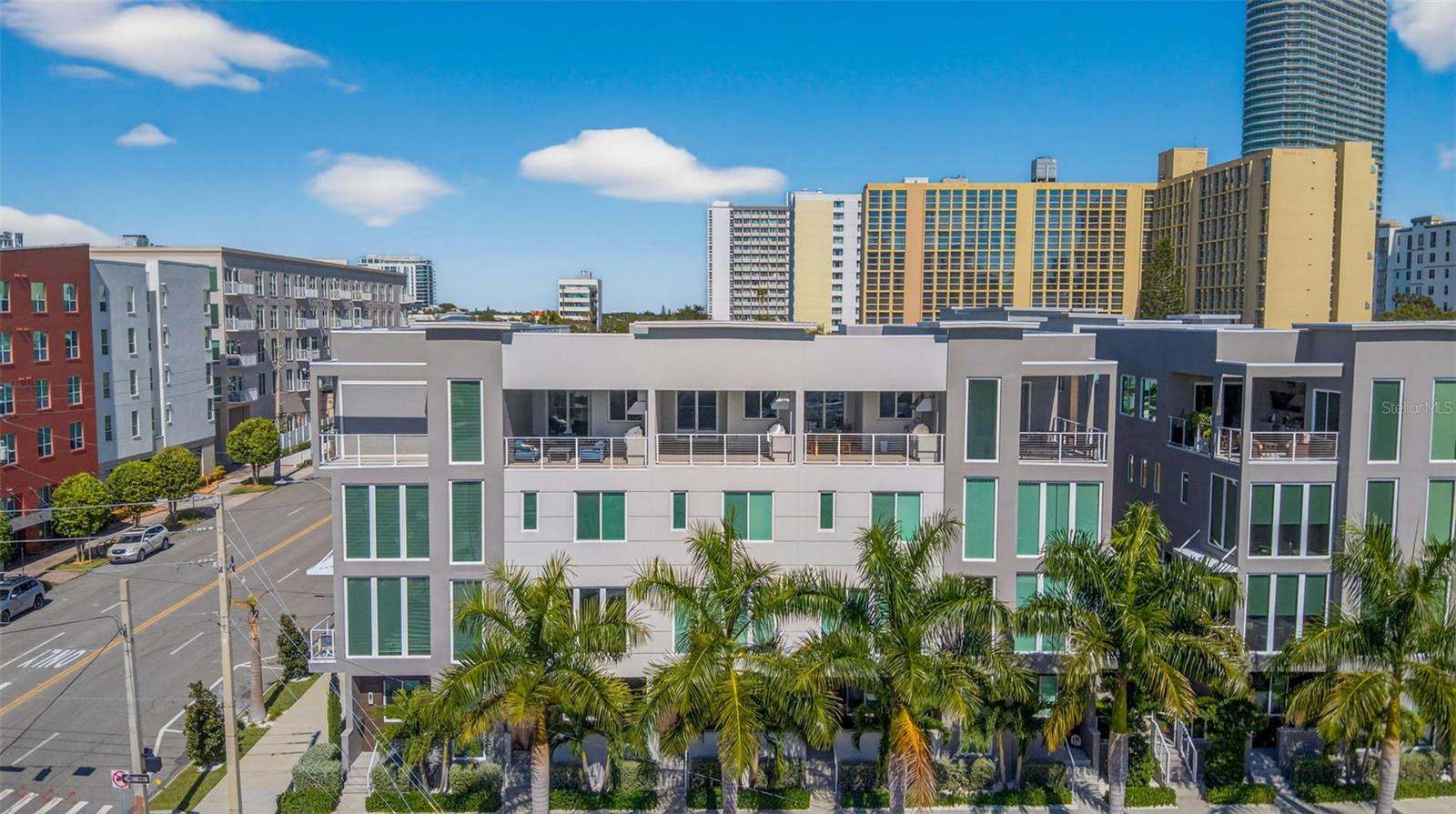 THE ROYAL TOWNHOMES - Residential