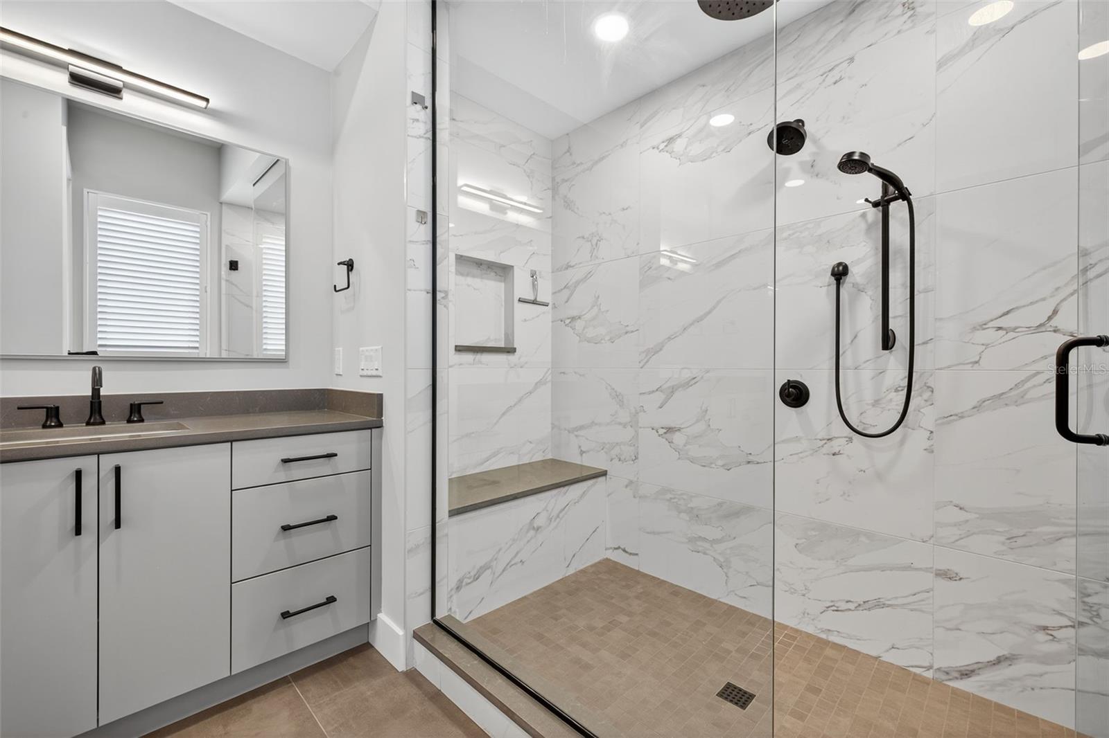 THE ROYAL TOWNHOMES - Residential