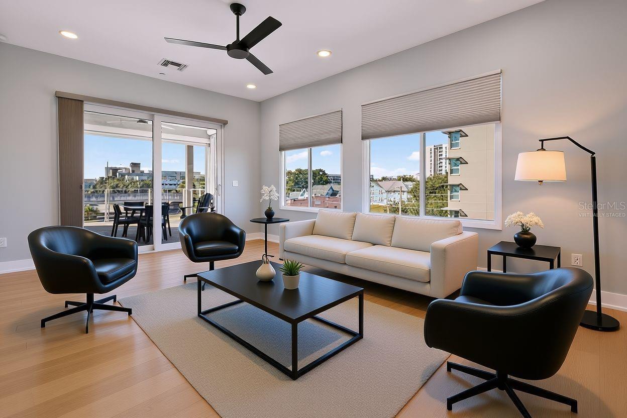 THE ROYAL TOWNHOMES - Residential