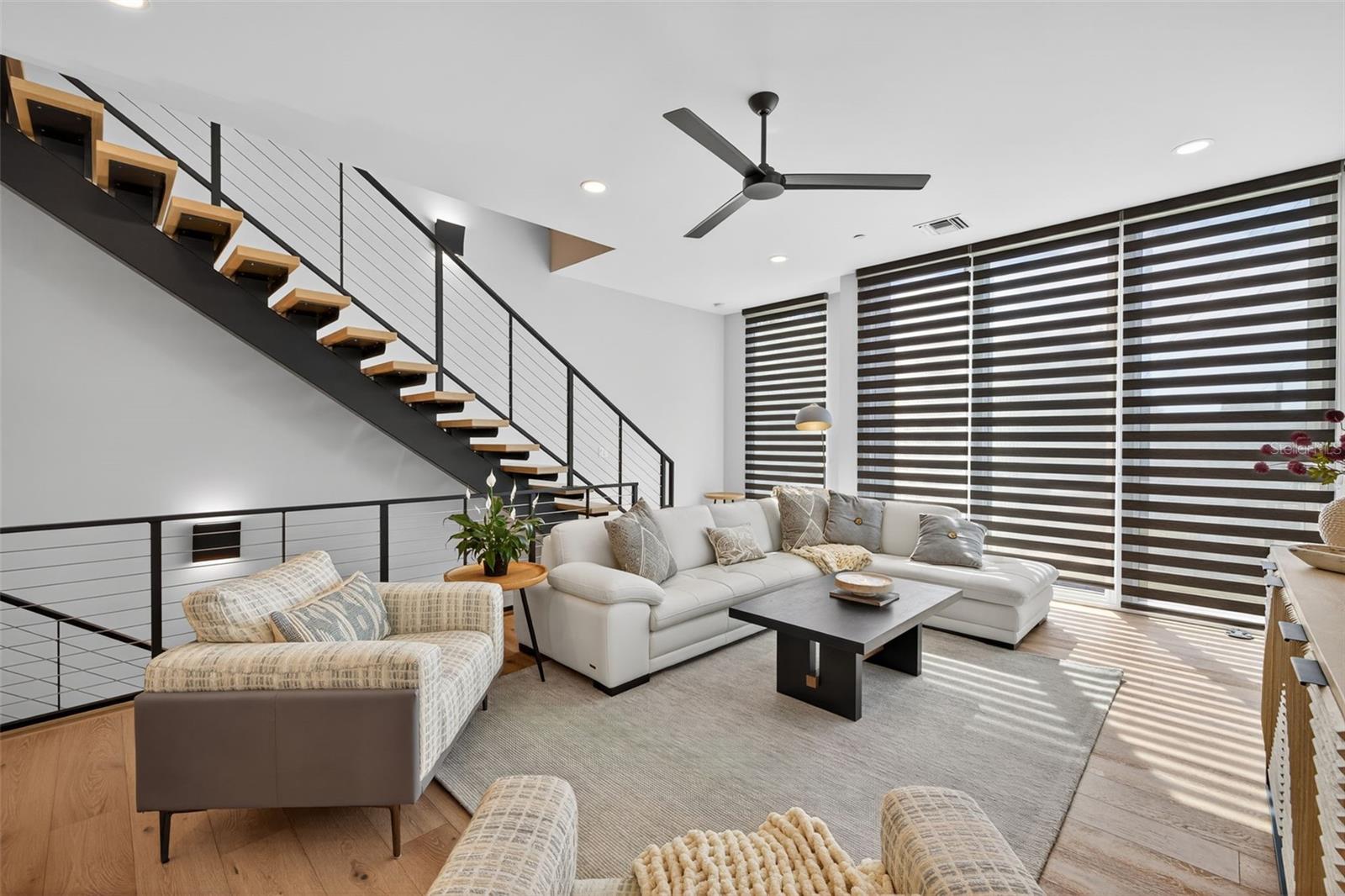 THE ROYAL TOWNHOMES - Residential