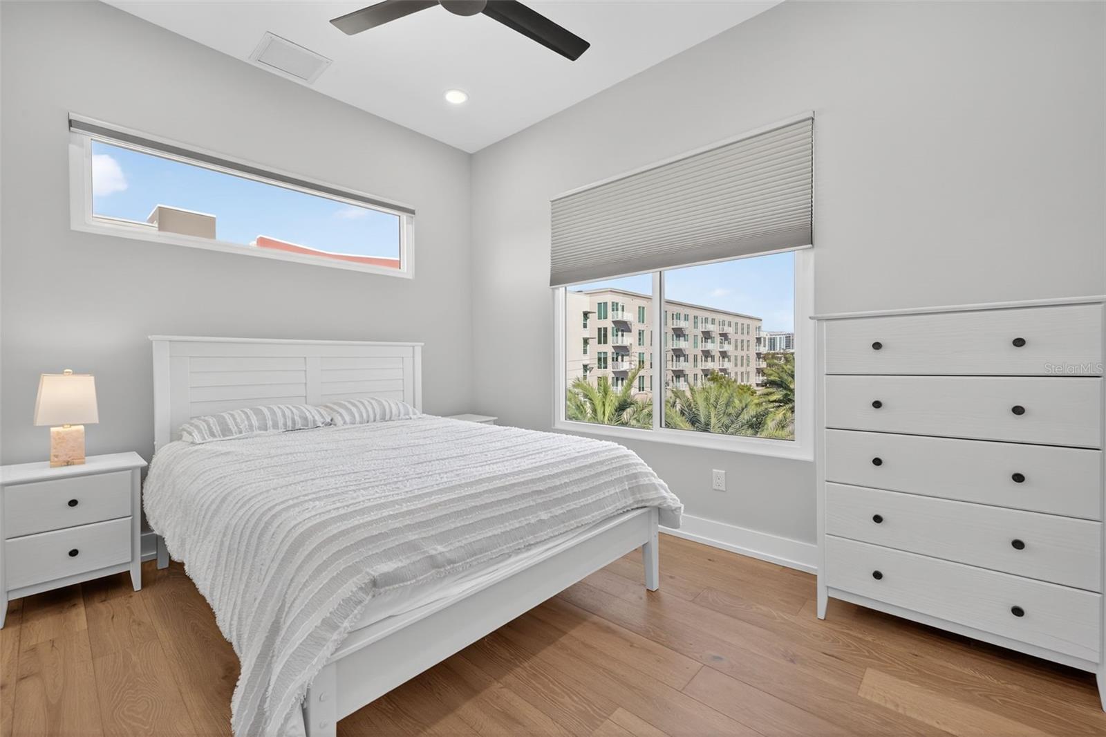 THE ROYAL TOWNHOMES - Residential