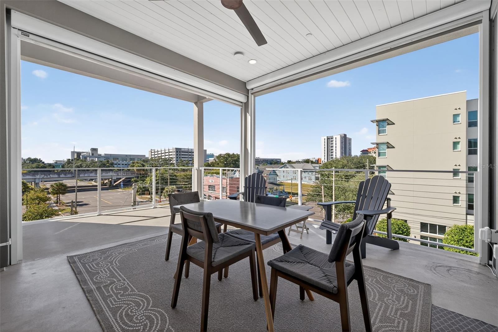 THE ROYAL TOWNHOMES - Residential