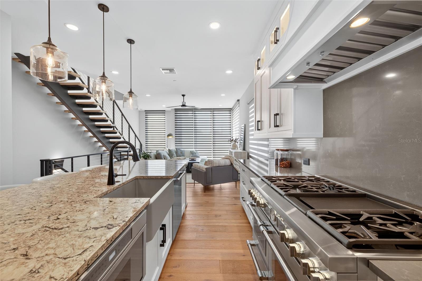 THE ROYAL TOWNHOMES - Residential