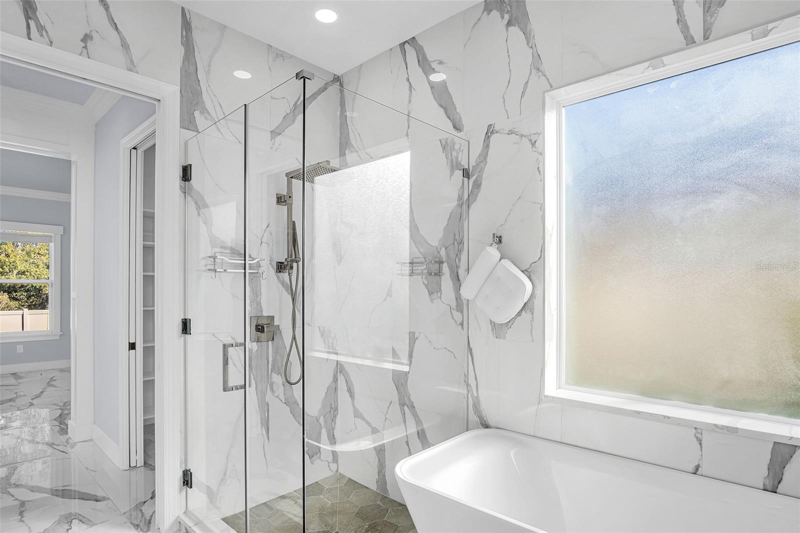 OLDSMAR TRACE SUB - Residential Lease