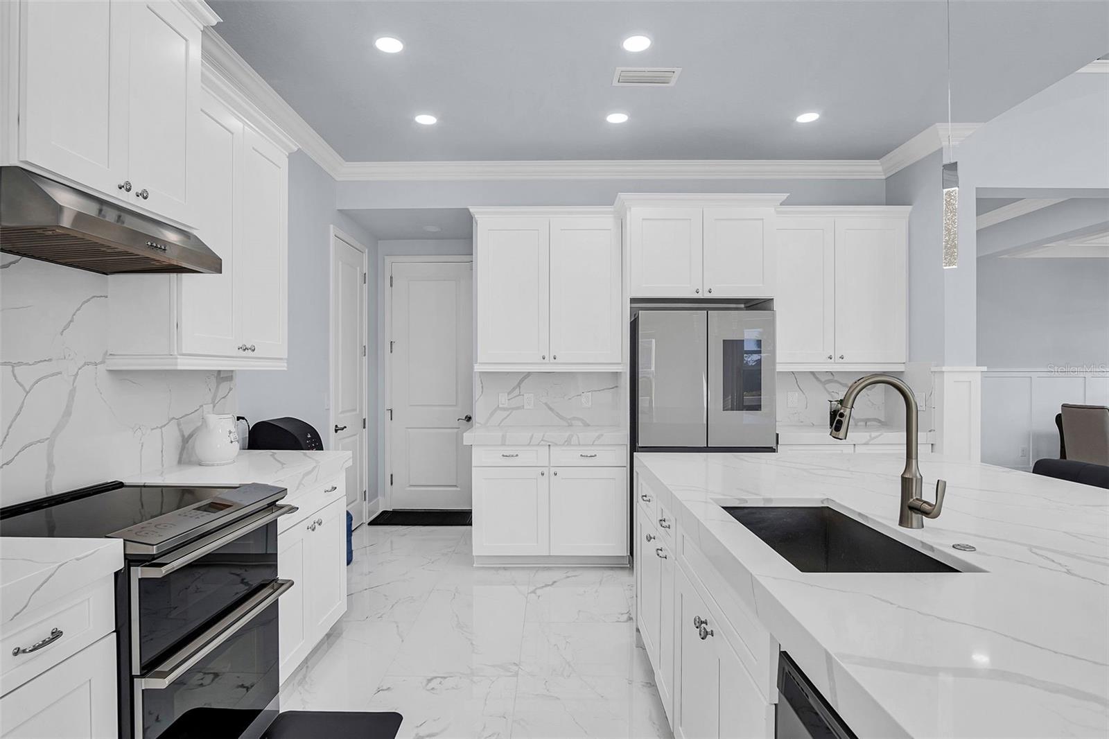 OLDSMAR TRACE SUB - Residential Lease