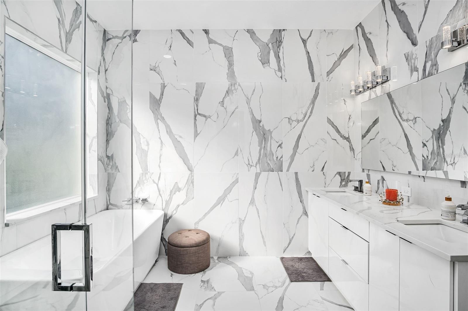 OLDSMAR TRACE SUB - Residential Lease