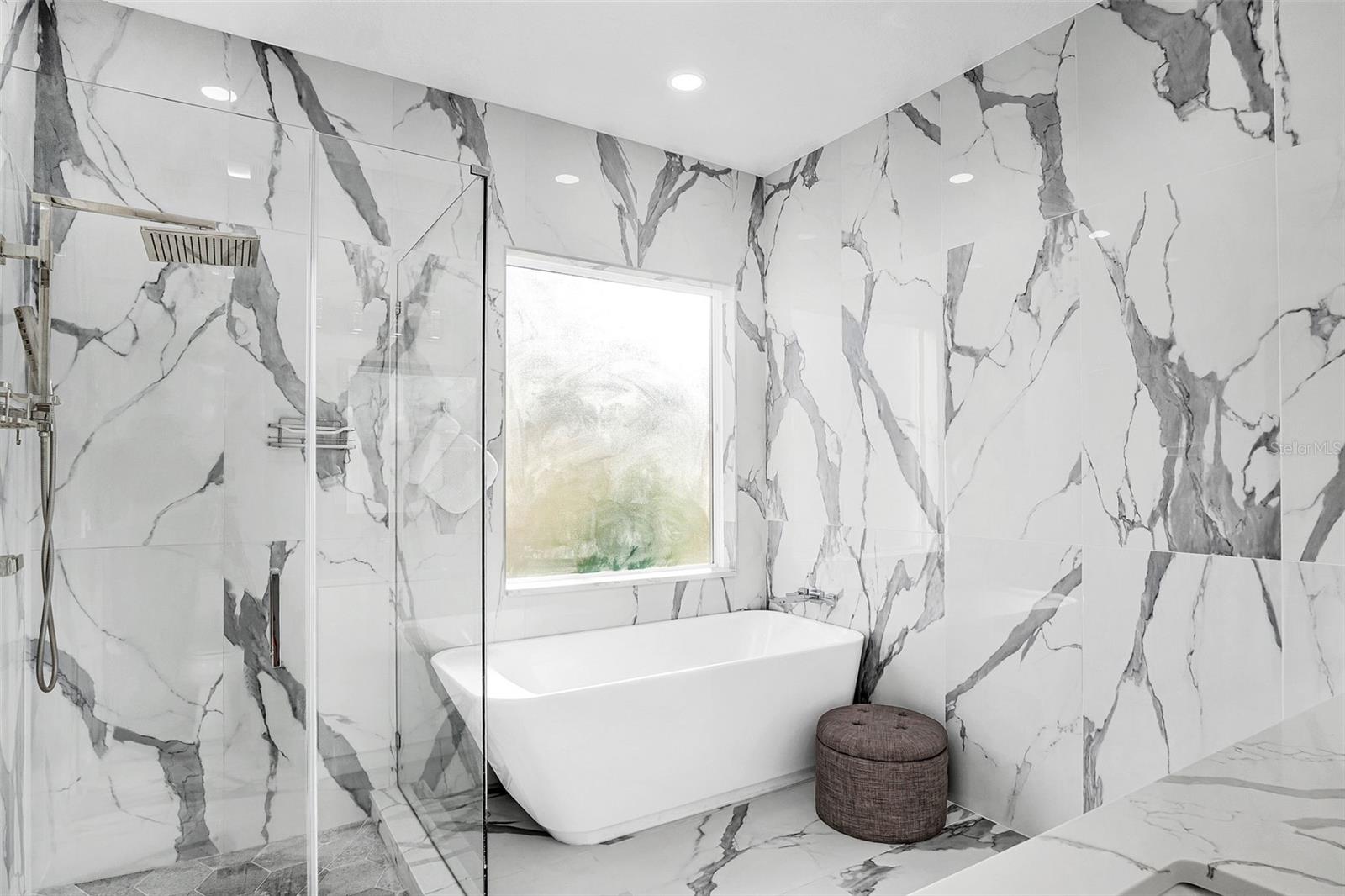 OLDSMAR TRACE SUB - Residential Lease