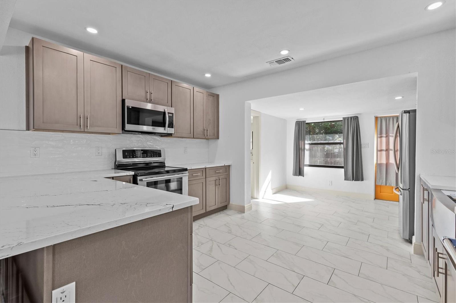 ACREAGE - Residential