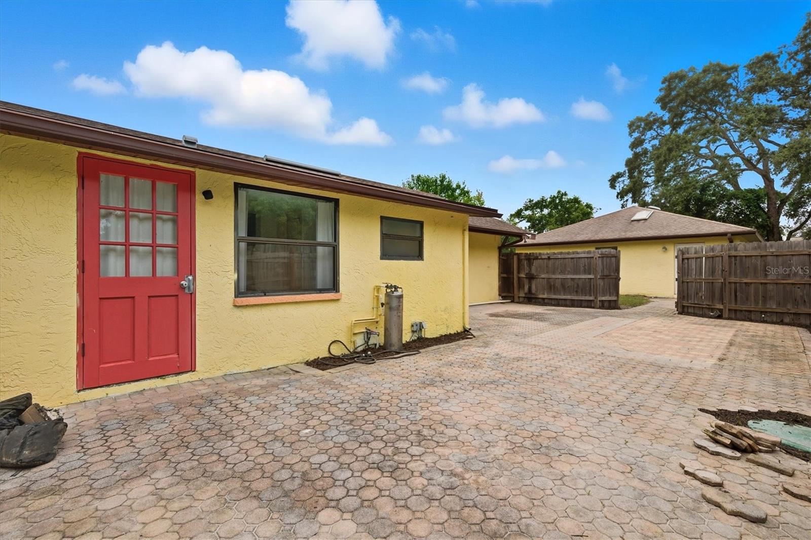 ACREAGE - Residential