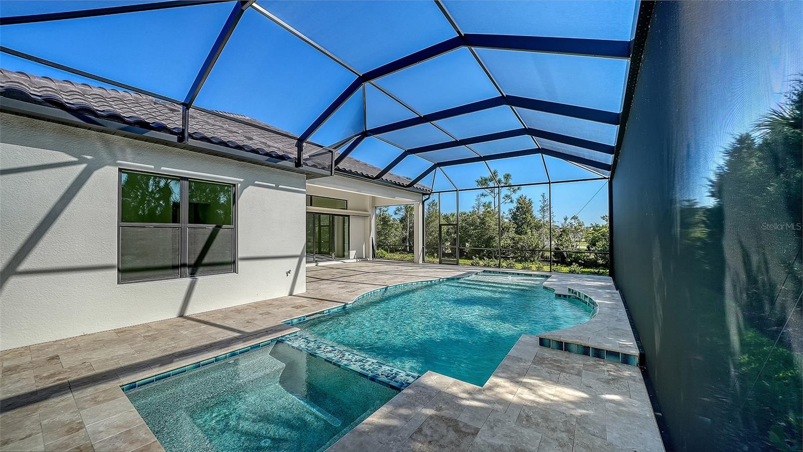 ARIA PHASE III - Residential