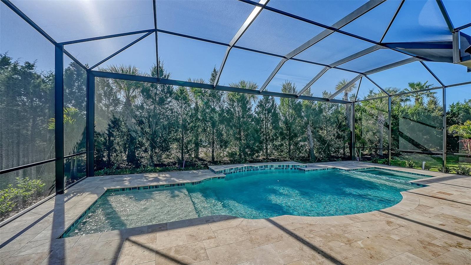 ARIA PHASE III - Residential