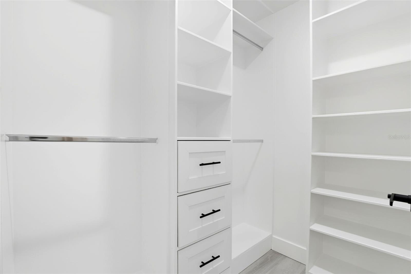 REGENCY PARK AT LAKE MARY A CONDO - Residential