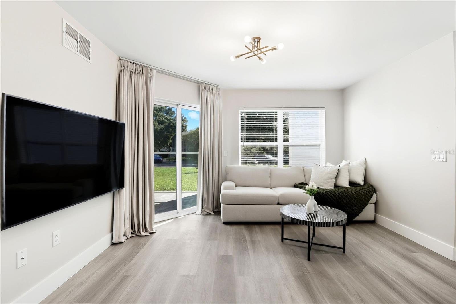 REGENCY PARK AT LAKE MARY A CONDO - Residential