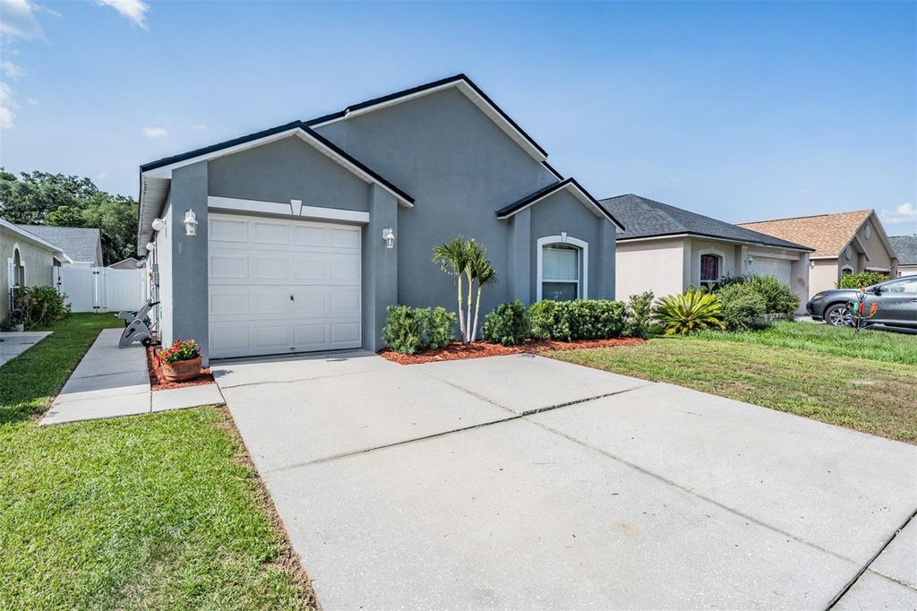 Photo of 30217 Double Drive, Wesley Chapel, FL 33545 (MLS # TB8396554)