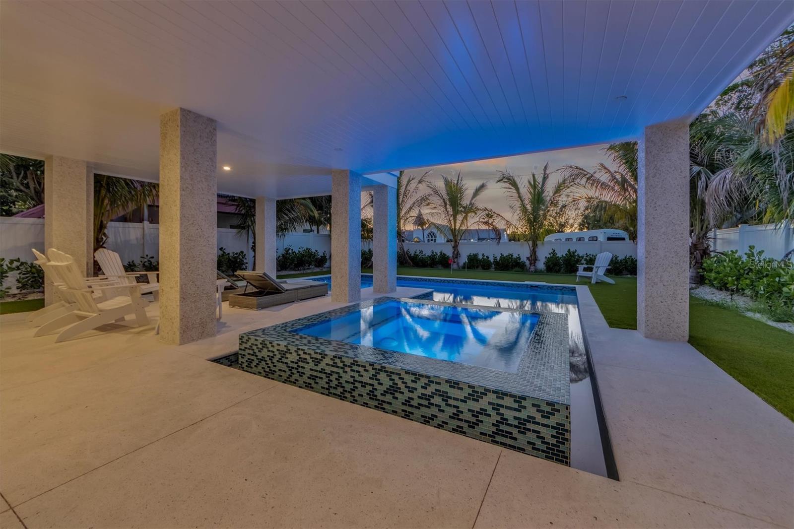 ANNA MARIA BEACH - Residential