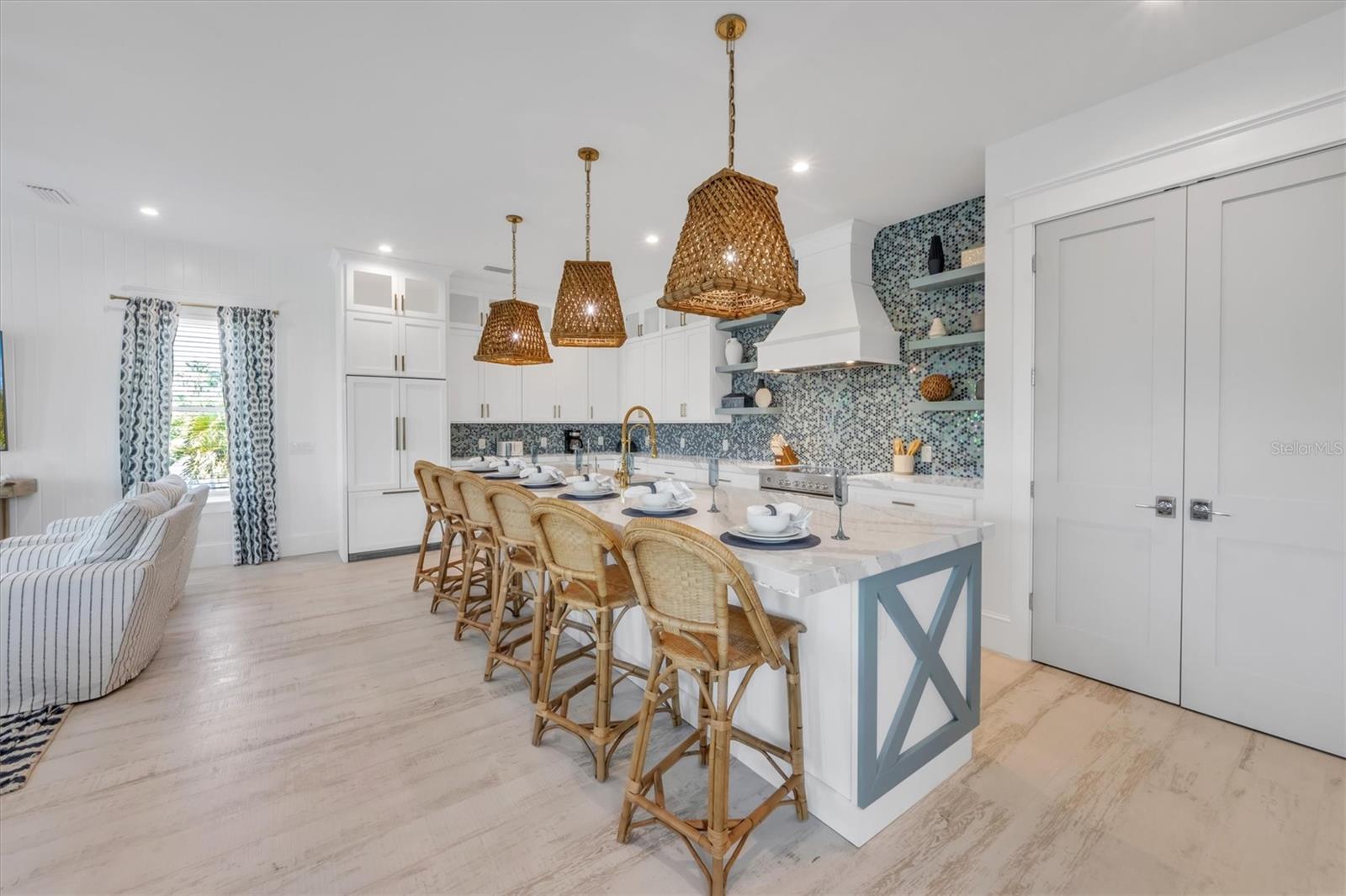 ANNA MARIA BEACH - Residential