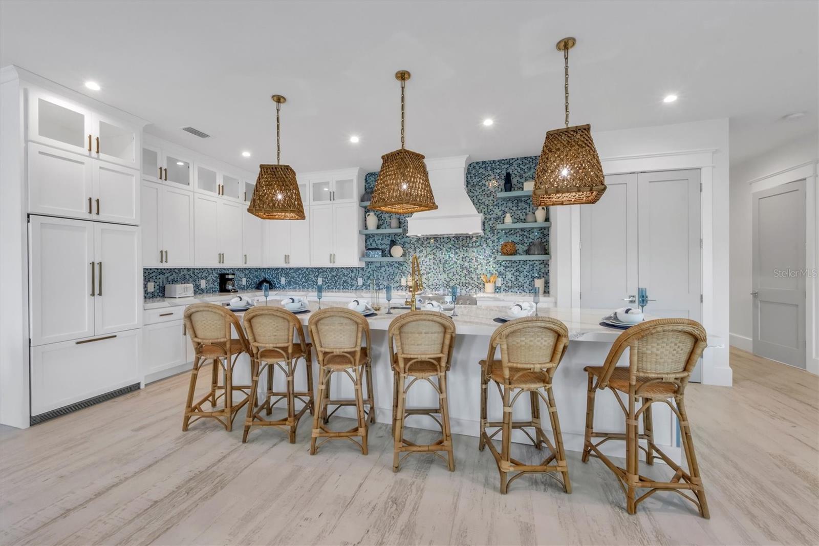 ANNA MARIA BEACH - Residential