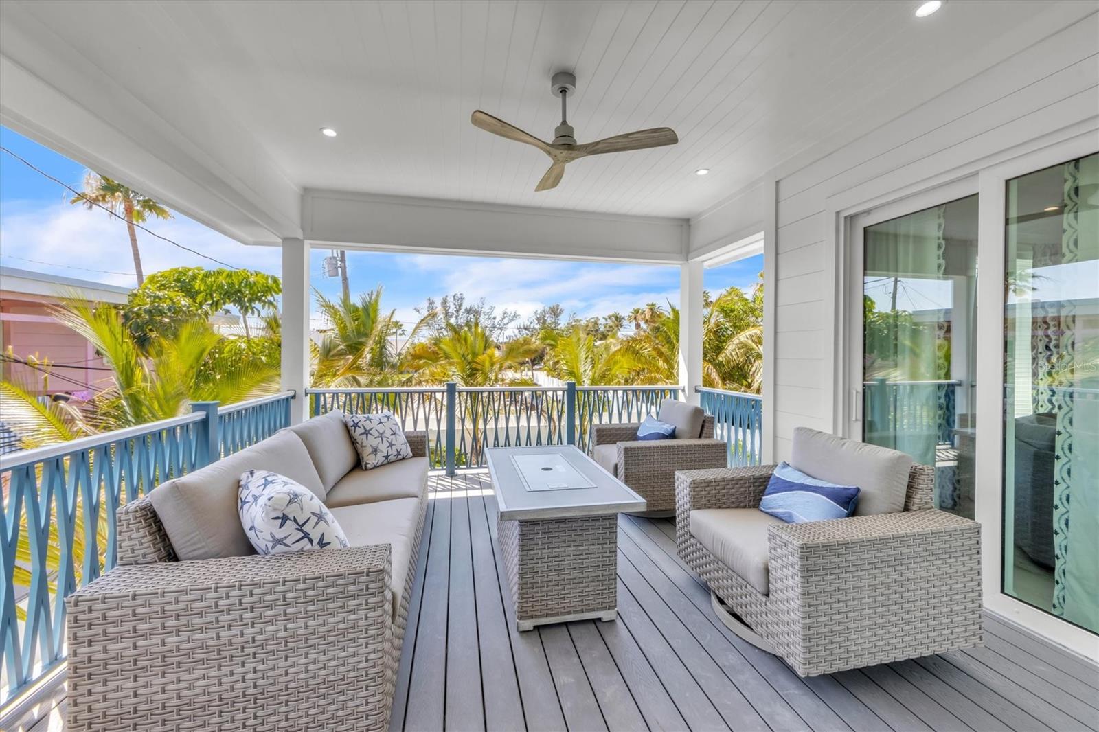 ANNA MARIA BEACH - Residential