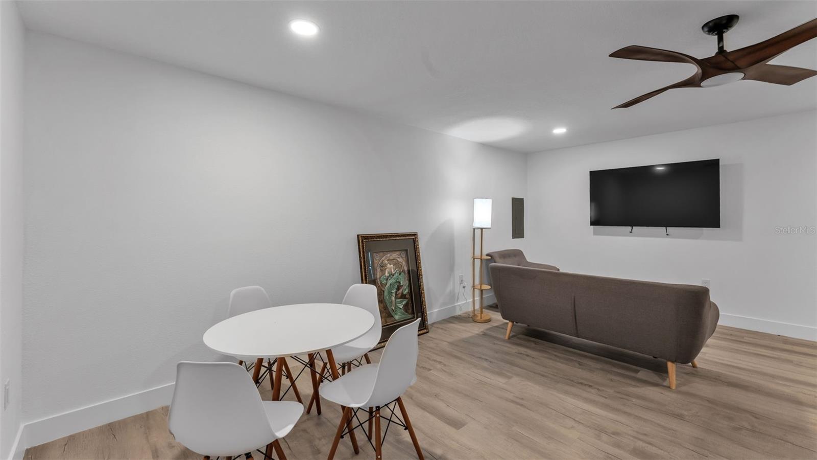 SOUTH LAKELAND ADD - Residential