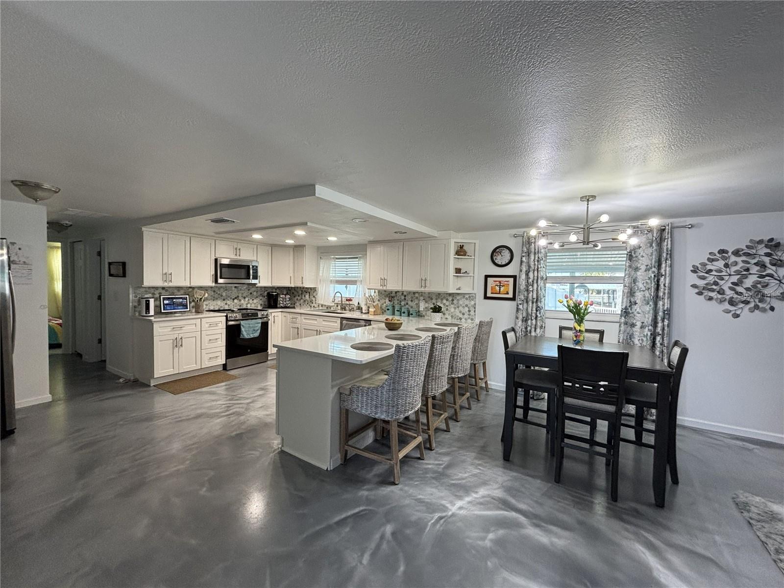 1002 SILVER PALM WAY