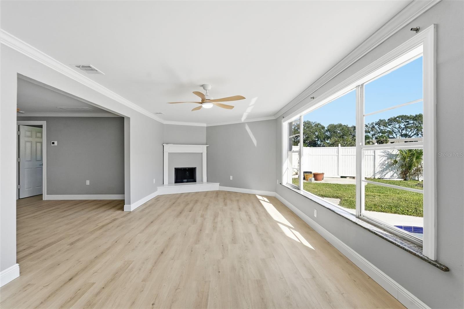 DUNEDIN SHORES SUB - Residential