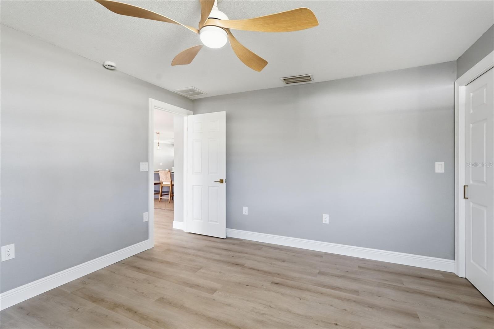 DUNEDIN SHORES SUB - Residential