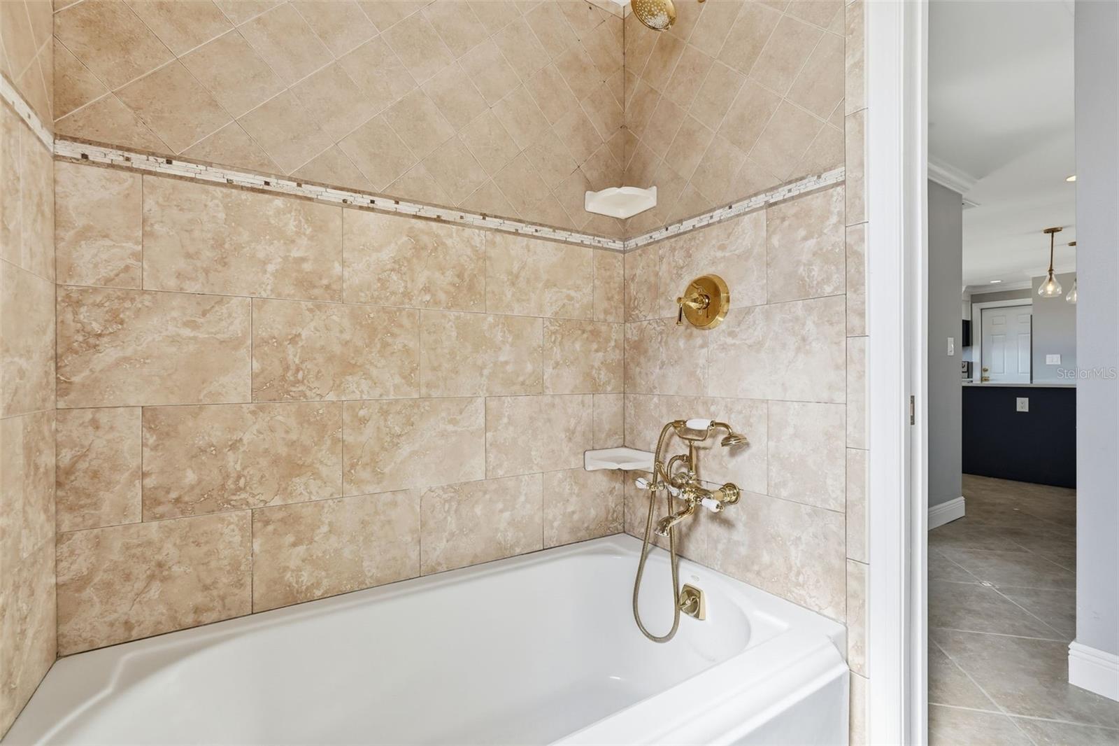 DUNEDIN SHORES SUB - Residential