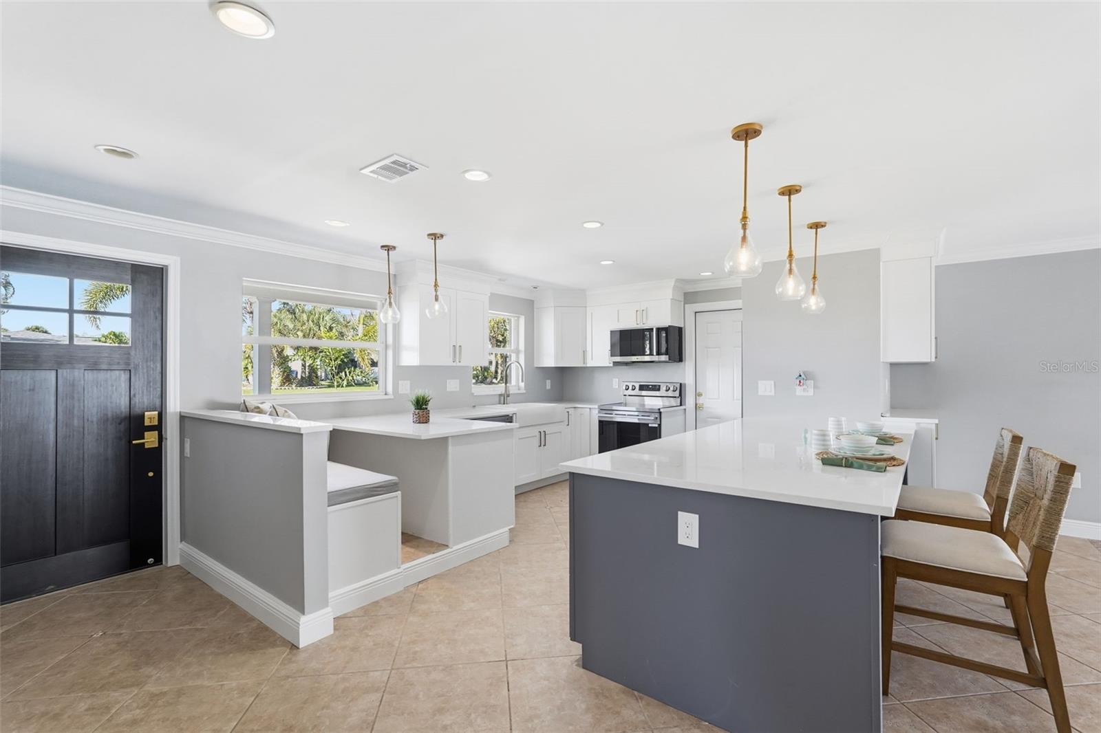 DUNEDIN SHORES SUB - Residential