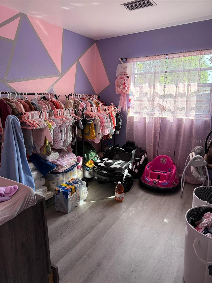 DENNIS PARK - Residential