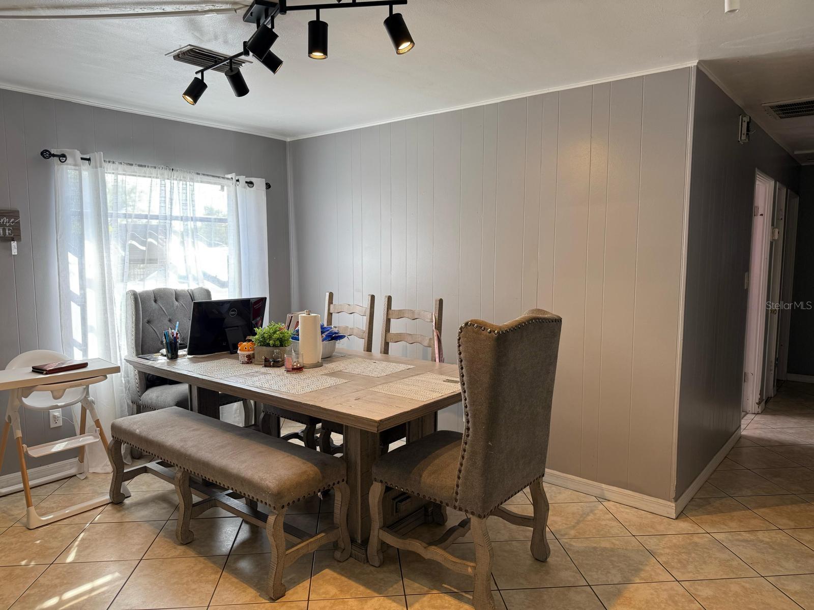 DENNIS PARK - Residential