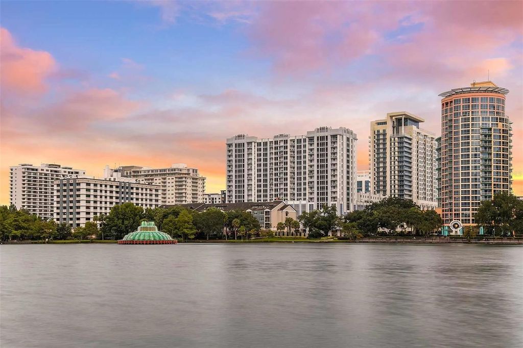 Photo of 415 E Pine Street, Orlando, FL 32801 (MLS # O6428799)