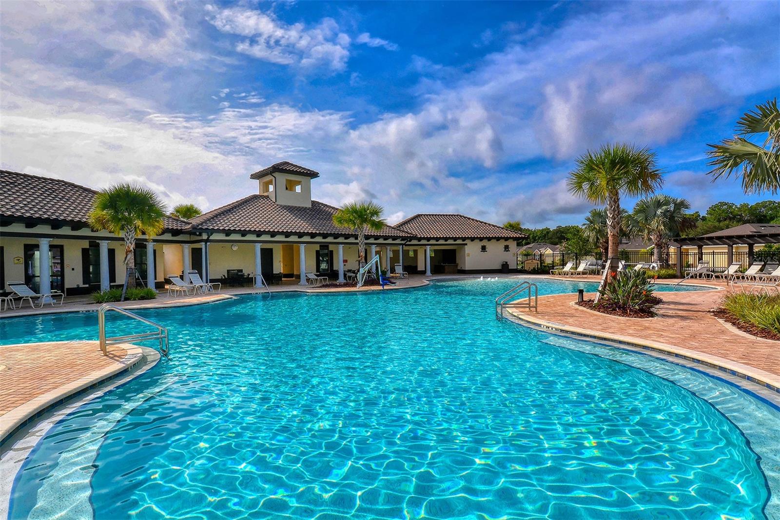 DEL TIERRA PH I - Residential