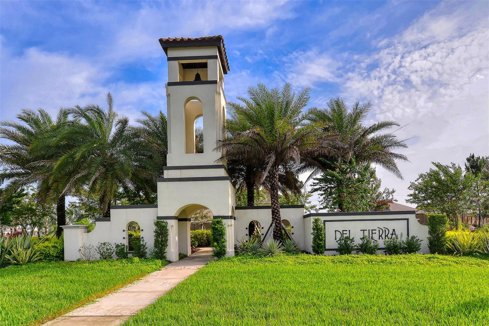 DEL TIERRA PH I - Residential