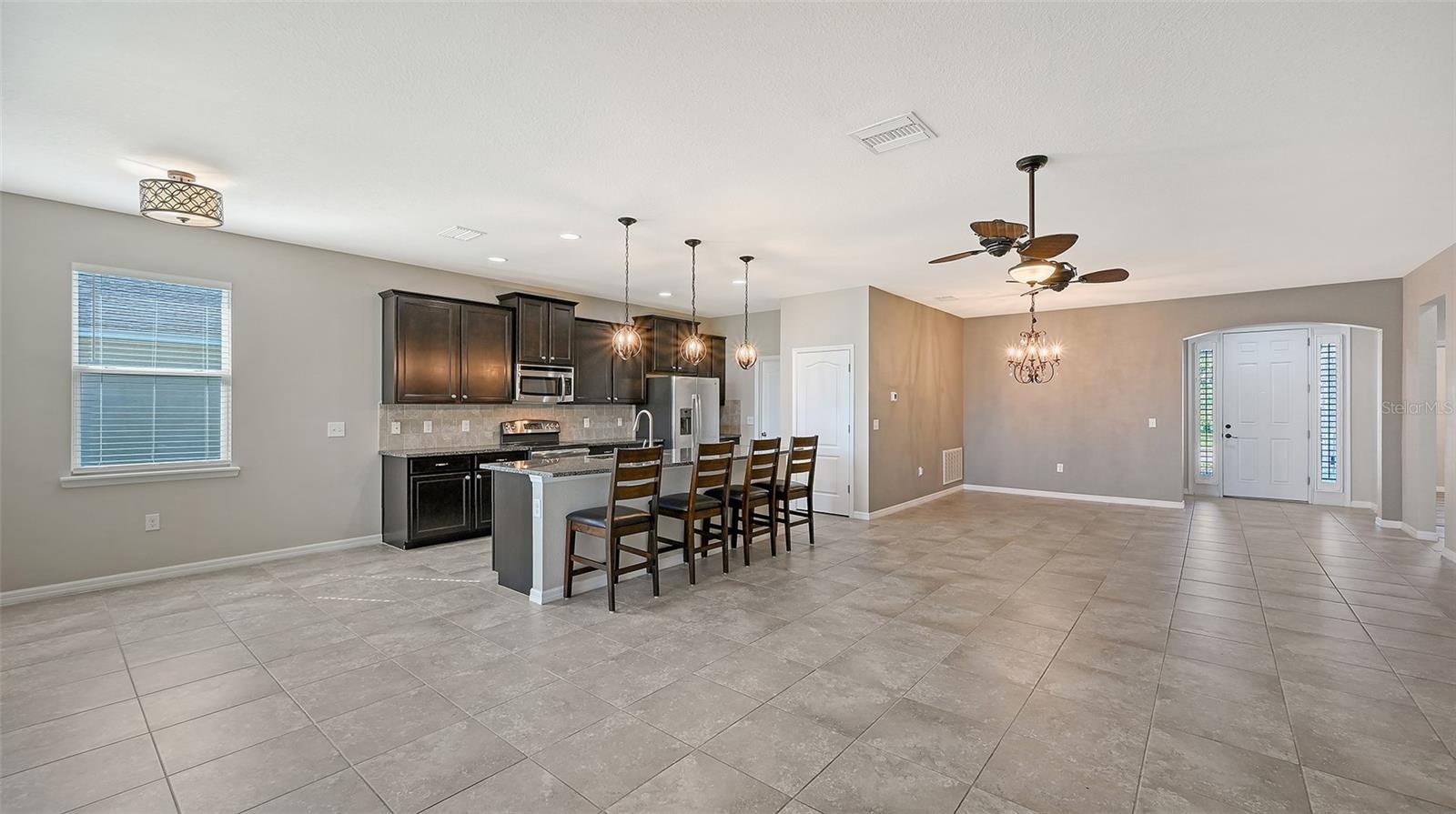 DEL TIERRA PH I - Residential