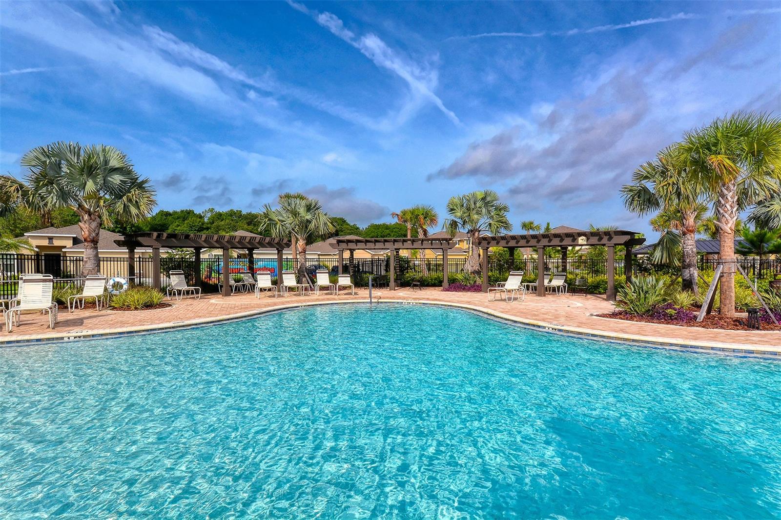 DEL TIERRA PH I - Residential