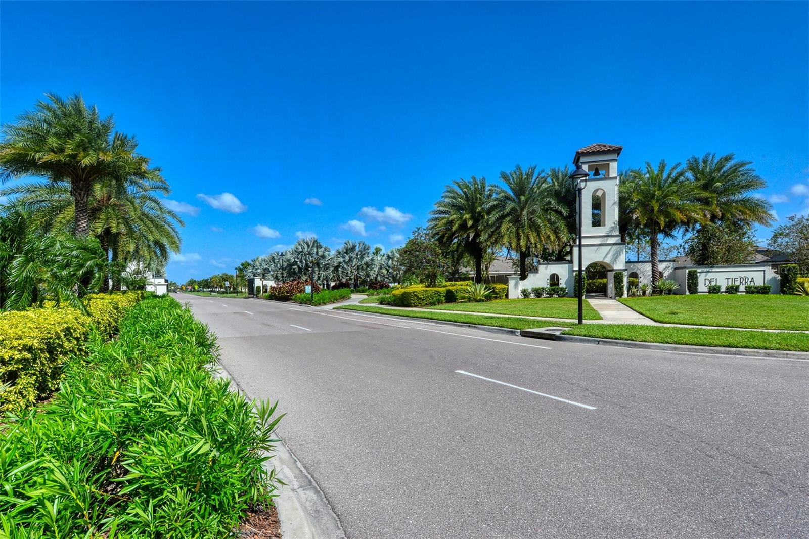 DEL TIERRA PH I - Residential