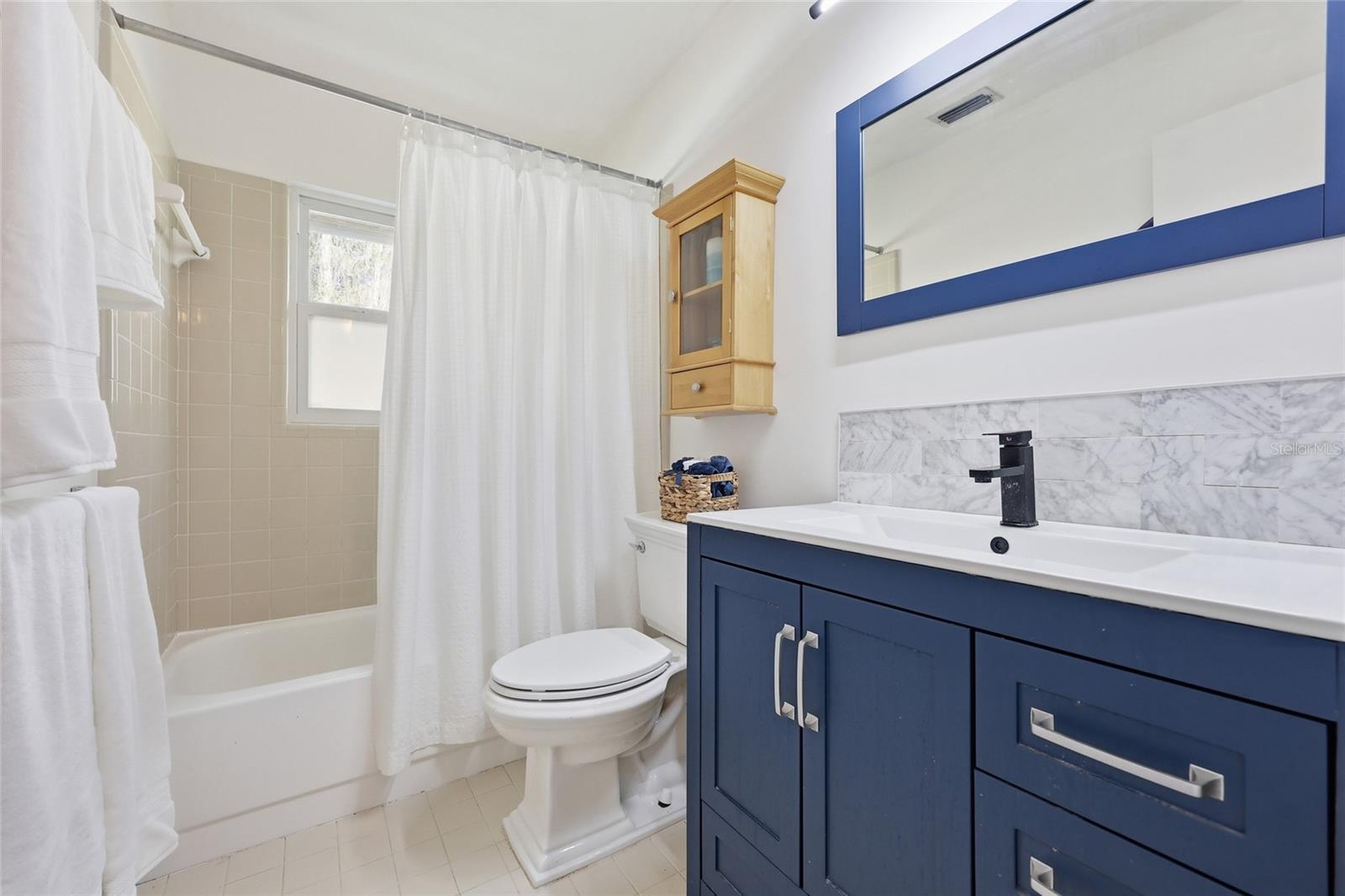 NORTHWOOD OAKS - Residential