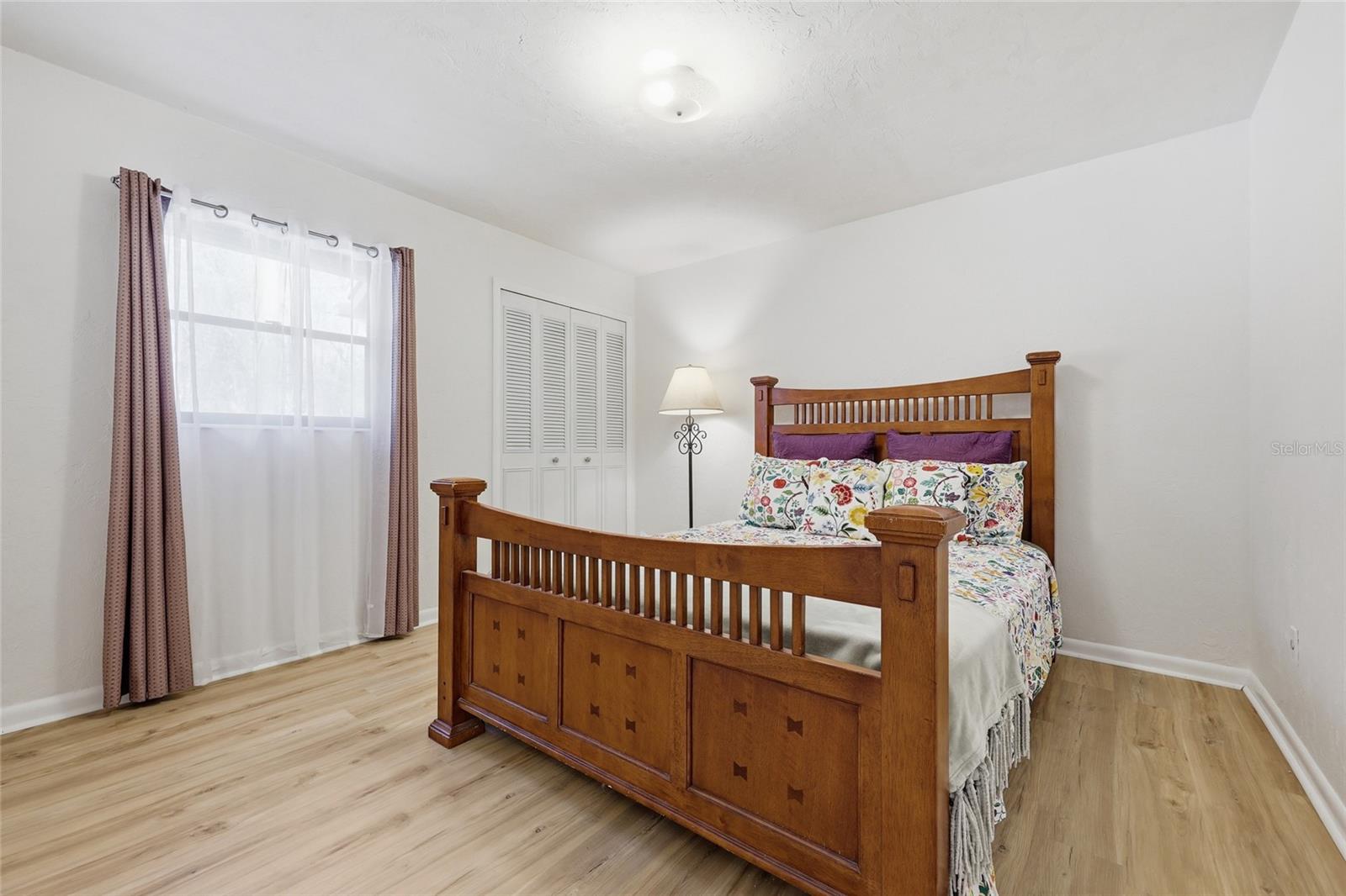 NORTHWOOD OAKS - Residential