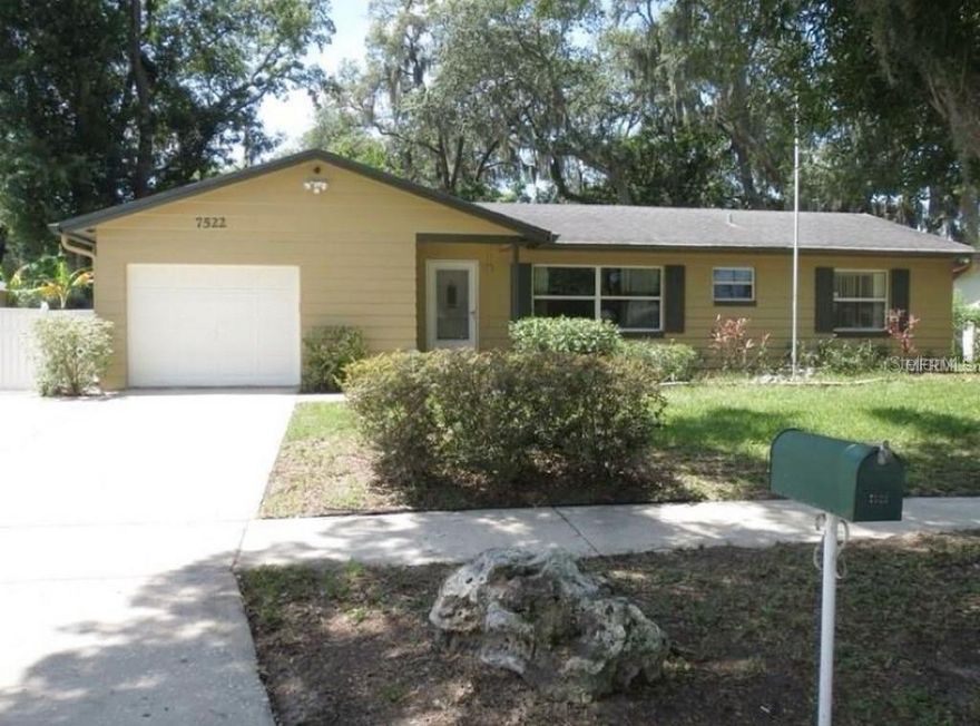 Winter Park High School District! Well-maintained 3-bedroom and 2-bathroom home in Laurel Springs featuring a bright, spacious living area with brand new vinyl floor. Step into a large enclosed patio overlooking a fully fenced backyard—perfect for relaxing evenings or hosting gatherings year-round. Convenient access to shopping, dining, and major highways. Move-in ready—don’t miss this opportunity!