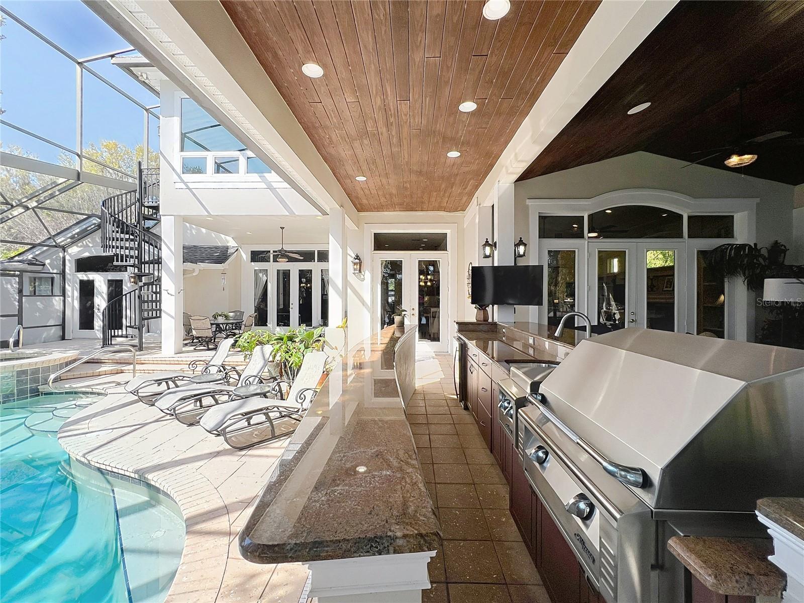 SYLVAN LAKE SHORES - Residential