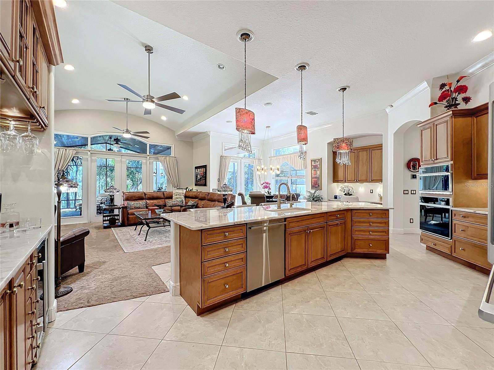 SYLVAN LAKE SHORES - Residential